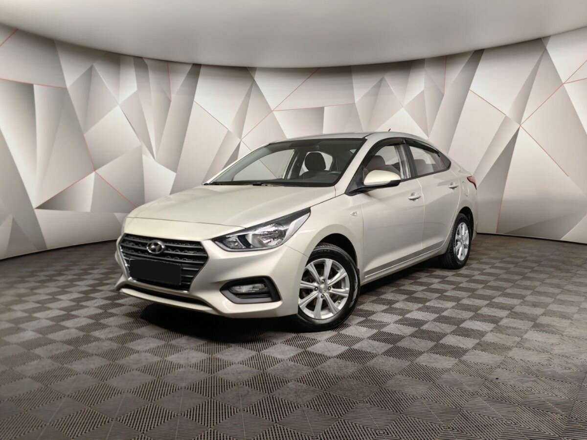 Hyundai Solaris 2019 года с пробегом. Посмотреть фото