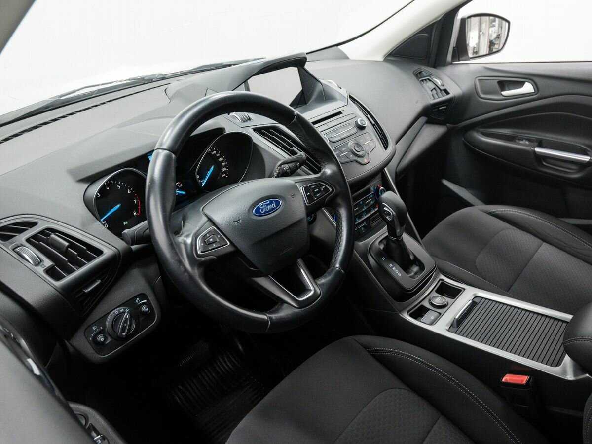 Ford Kuga 2019 года с пробегом. Фото: #12