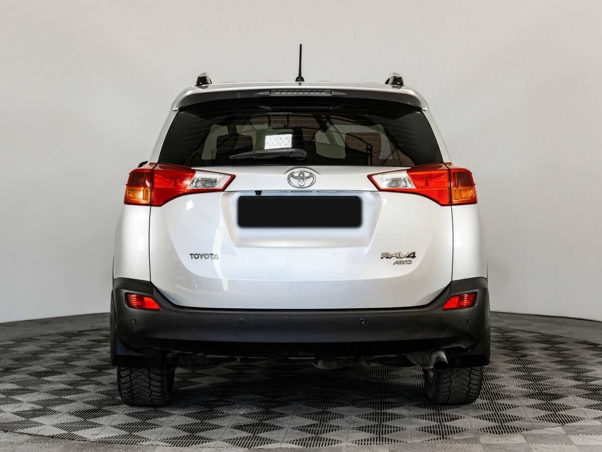 Toyota RAV4 2014 года с пробегом. Фото: #4