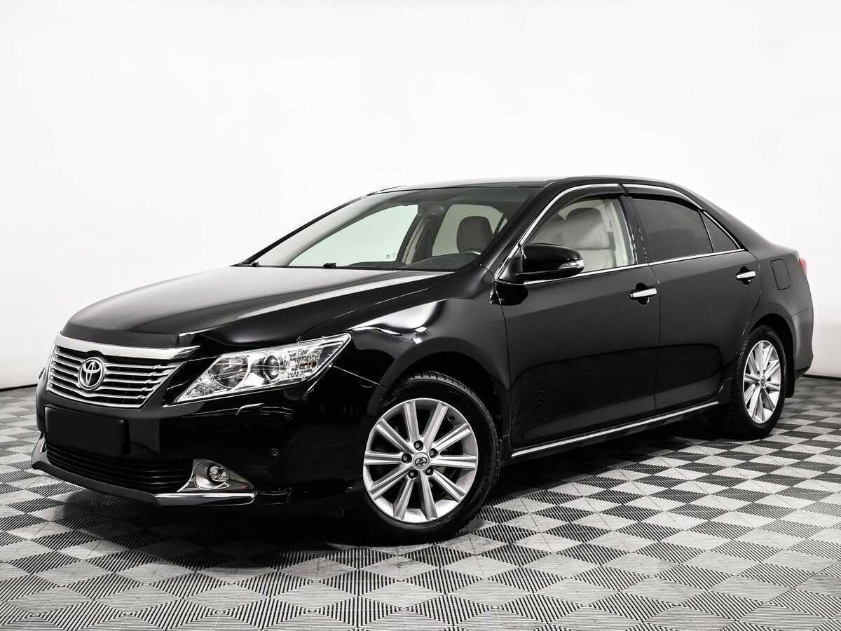 Toyota Camry 2013 года с пробегом. Фото: #0