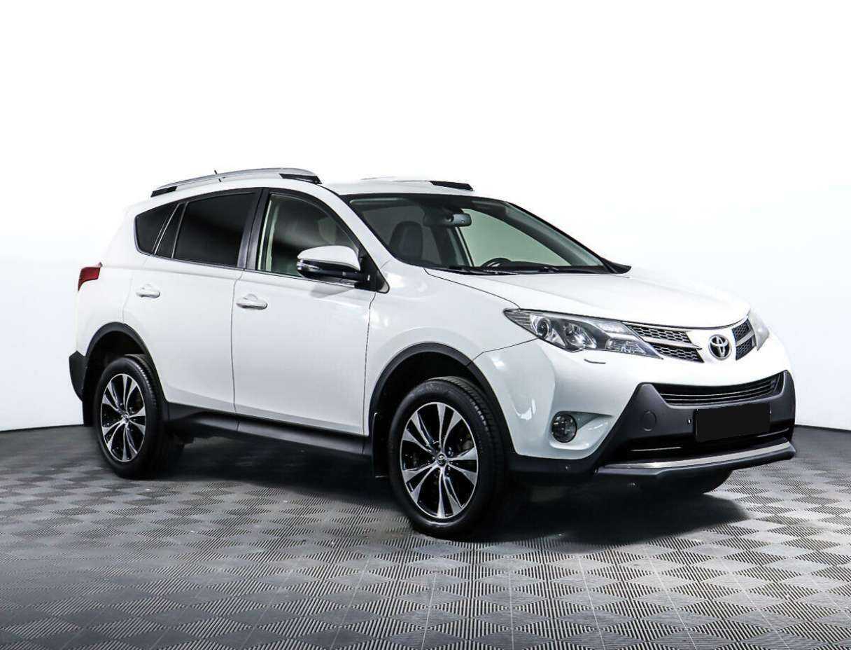 Toyota RAV4 2014 года с пробегом. Фото: #2