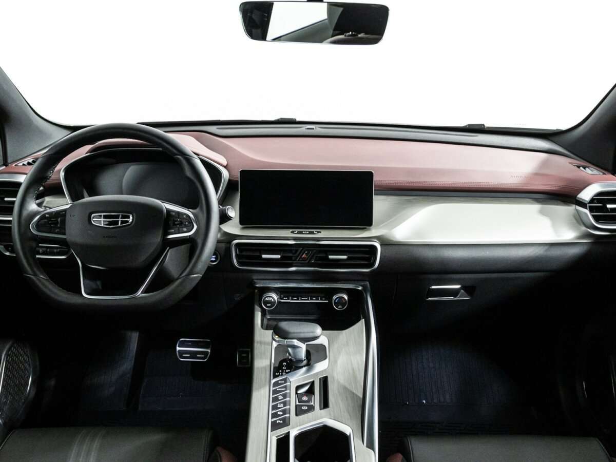 Geely Coolray 2023 года с пробегом. Фото: #12