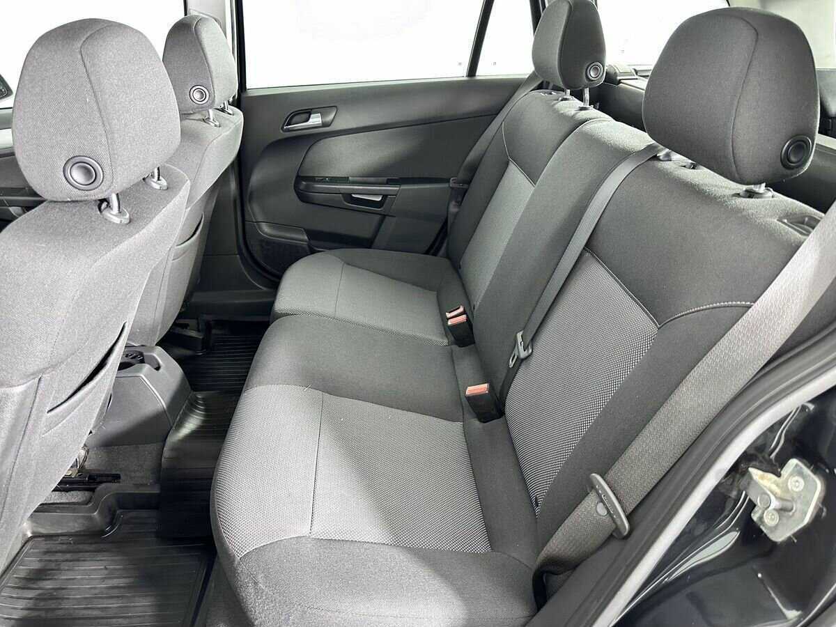 Opel Astra 2014 года с пробегом. Фото: #11