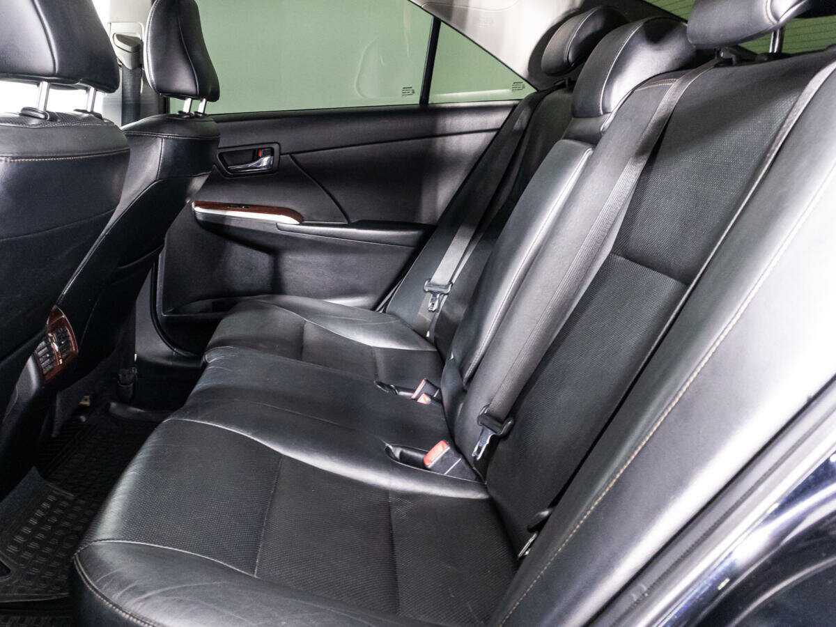Toyota Camry 2013 года с пробегом. Фото: #9