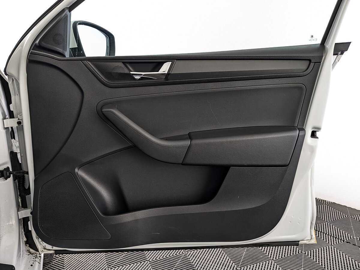 Skoda Rapid 2019 года с пробегом. Фото: #21