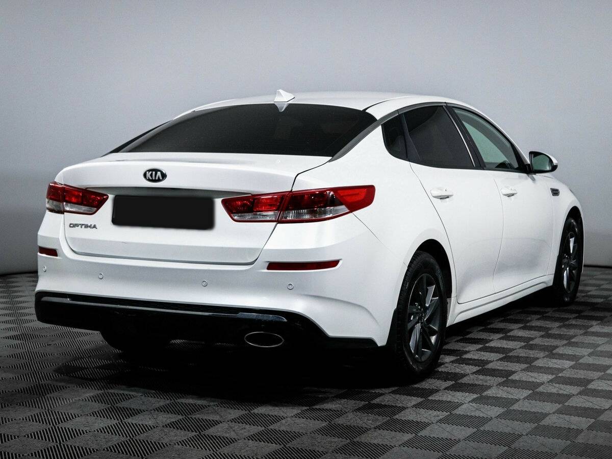 Kia Optima 2018 года с пробегом. Фото: #4