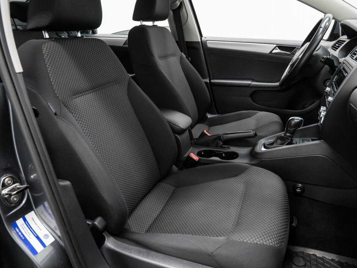 Volkswagen Jetta 2012 года с пробегом. Фото: #8