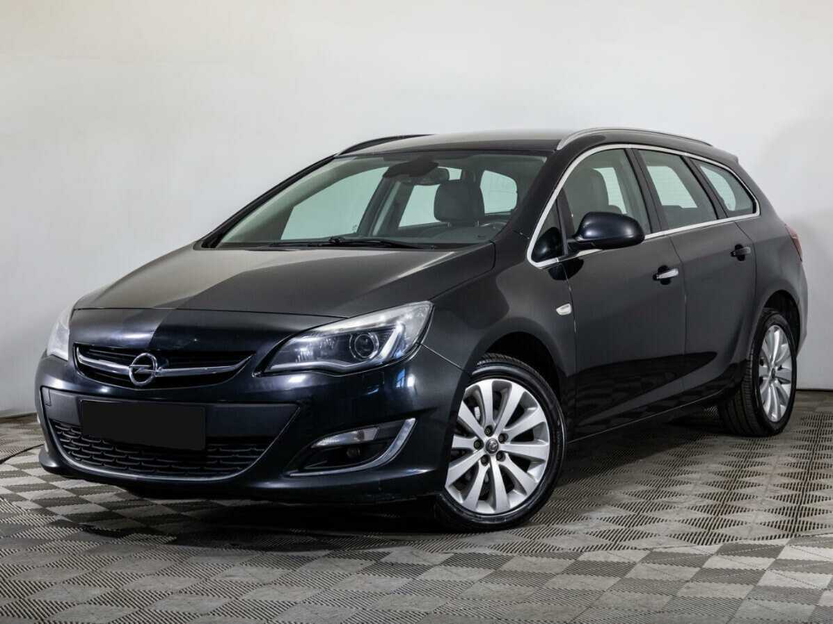 Opel Astra 2012 года с пробегом. Посмотреть фото