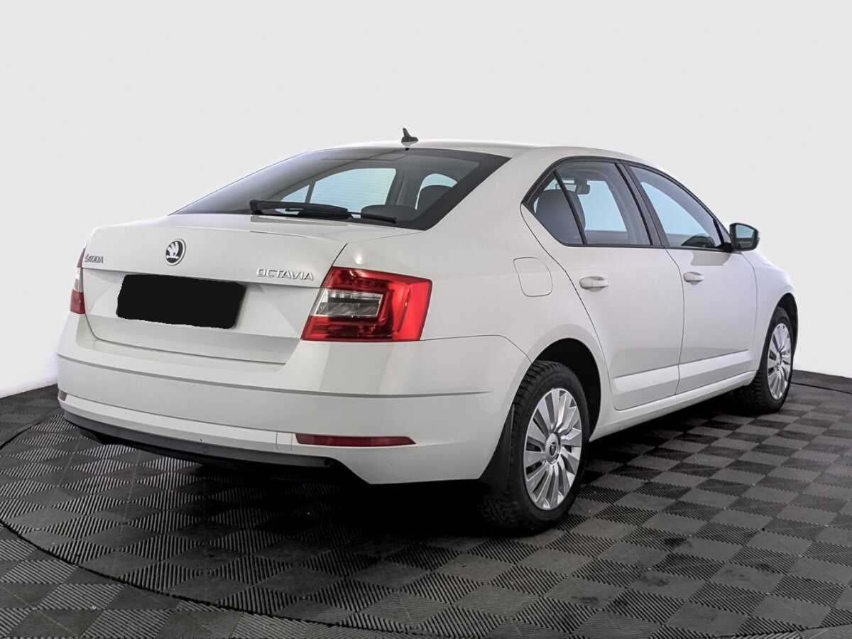 Skoda Octavia 2020 года с пробегом. Фото: #4