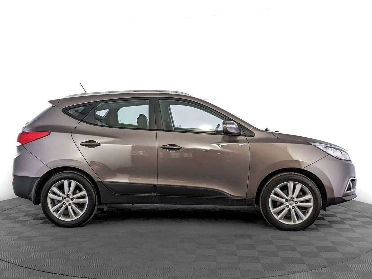 Hyundai ix35 2012 года с пробегом. Фото: #3