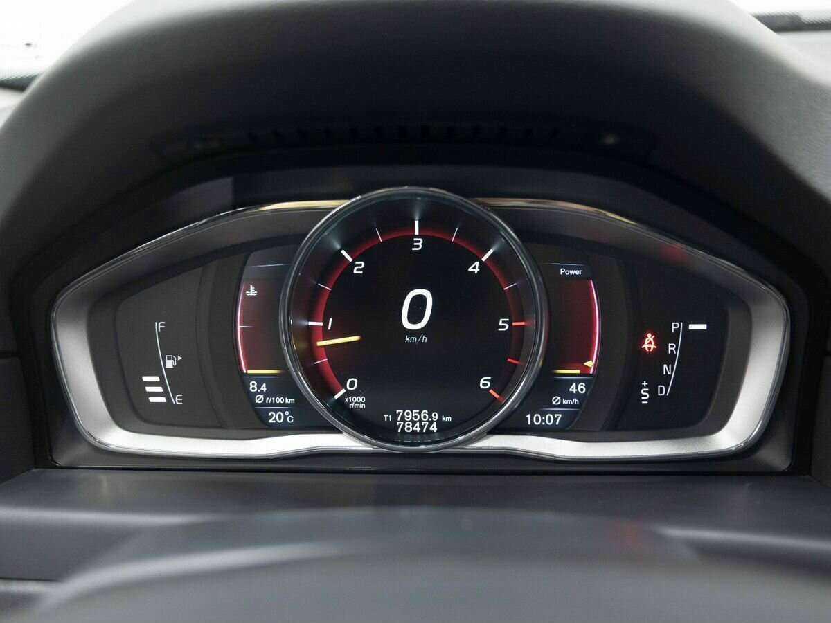 Volvo XC70 2016 года с пробегом. Фото: #15