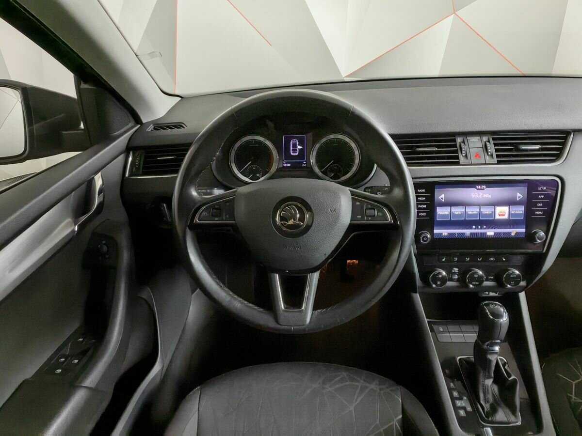 Skoda Octavia 2019 года с пробегом. Фото: #14