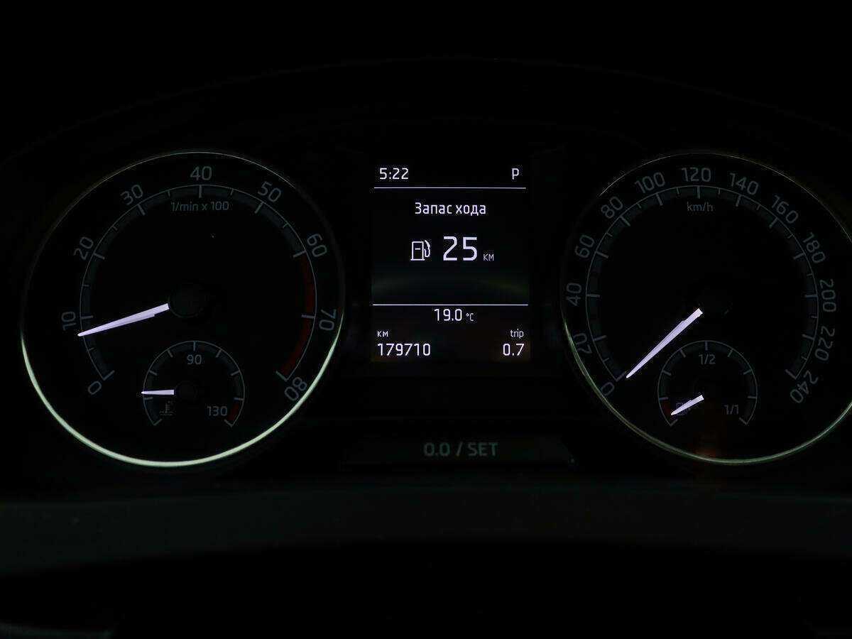 Skoda Rapid 2017 года с пробегом. Фото: #8