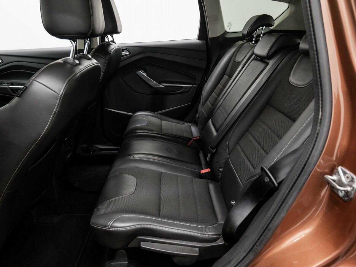 Ford Kuga 2015 года с пробегом. Фото: #12