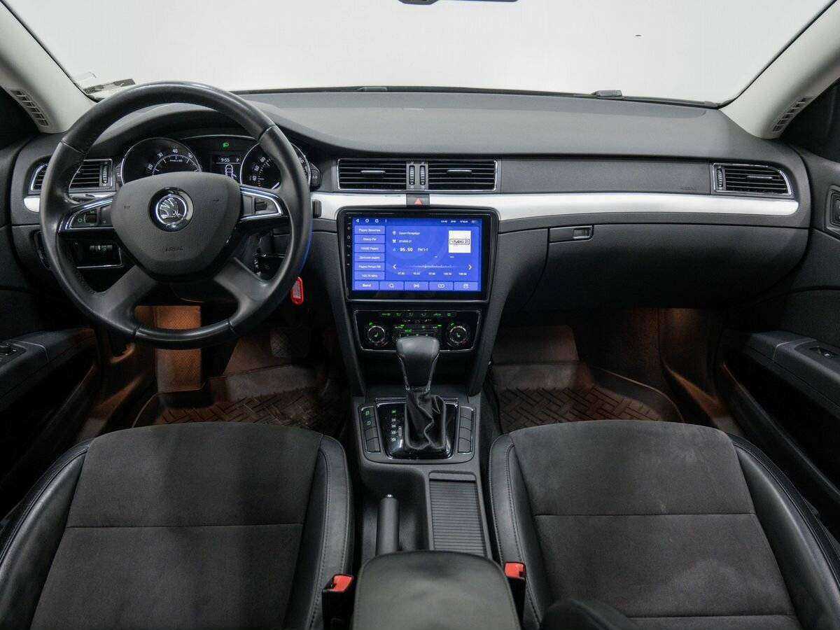 Skoda Superb 2014 года с пробегом. Фото: #10