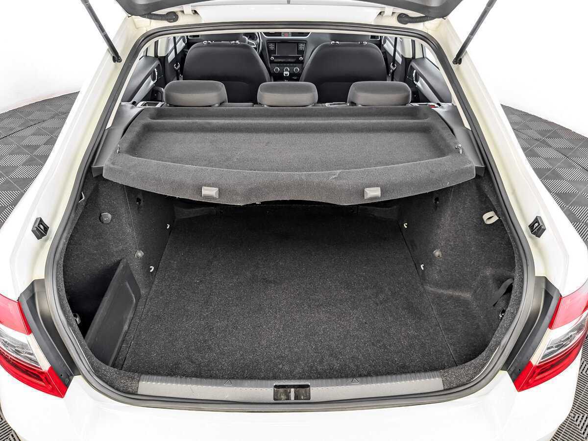 Skoda Octavia 2019 года с пробегом. Фото: #9