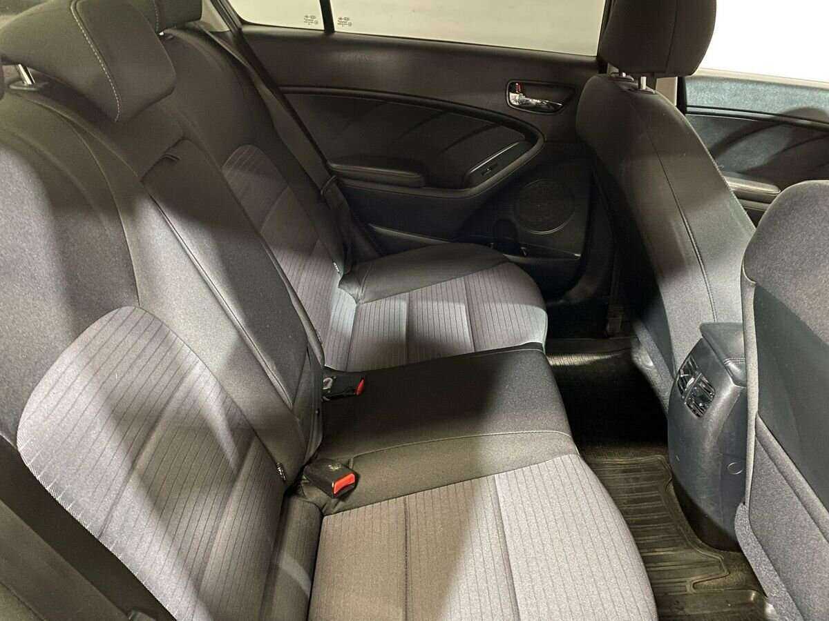 Kia Cerato 2018 года с пробегом. Фото: #10