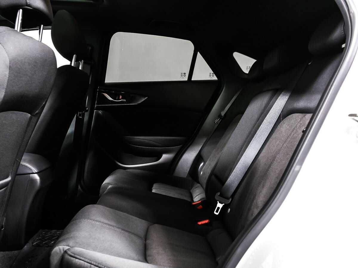 Mazda CX-4 2022 года с пробегом. Фото: #12