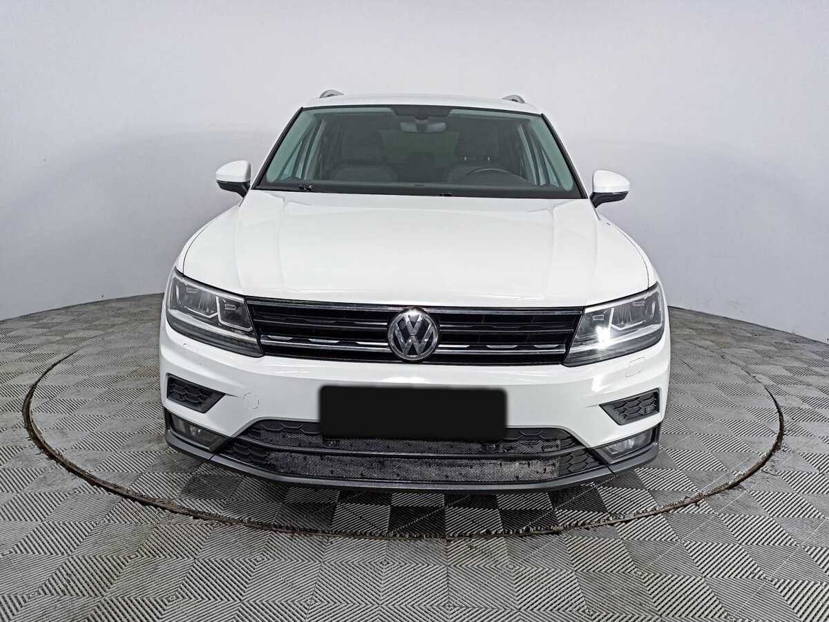 Volkswagen Tiguan 2018 года с пробегом. Фото: #1