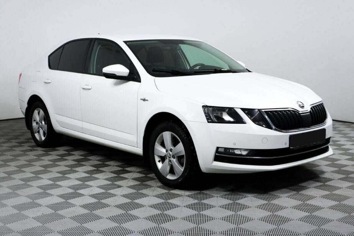 Skoda Octavia 2019 года с пробегом. Фото: #2