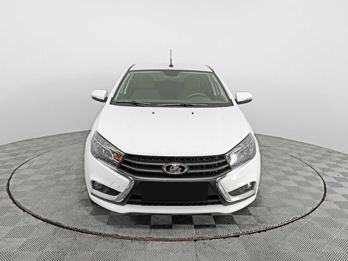 Lada (ВАЗ) Vesta 2022 года с пробегом. Фото: #1