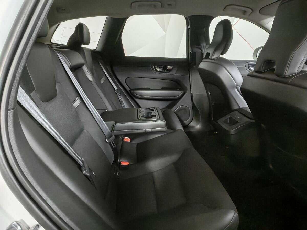 Volvo XC60 2019 года с пробегом. Фото: #11