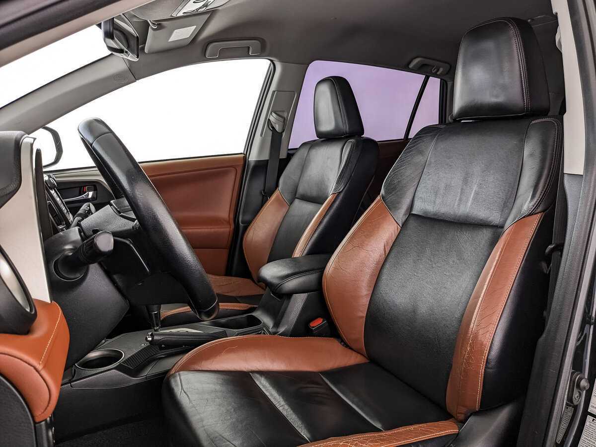 Toyota RAV4 2013 года с пробегом. Фото: #15