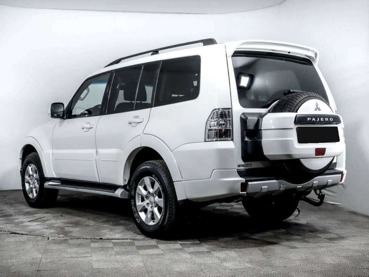 Mitsubishi Pajero 2014 года с пробегом. Фото: #5
