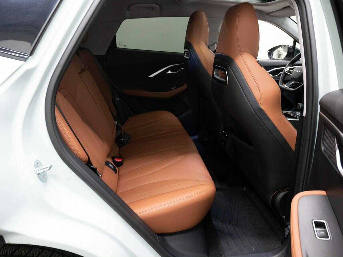 OMODA C5 2022 года с пробегом. Фото: #9