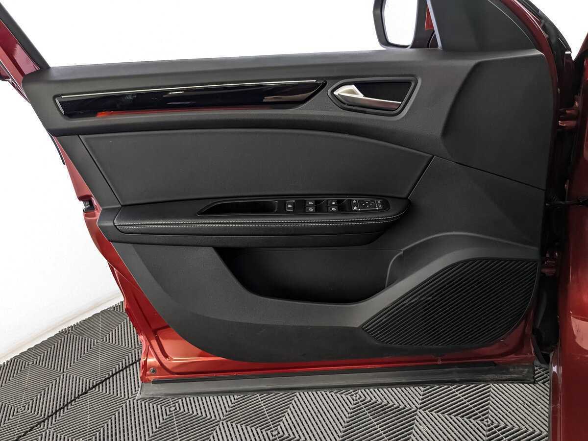 Renault Arkana 2020 года с пробегом. Фото: #14