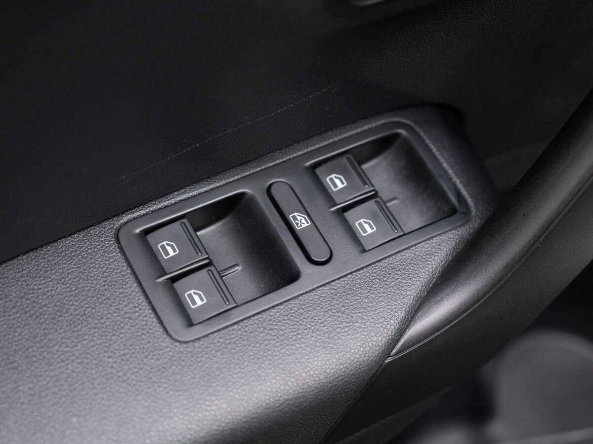 Volkswagen Polo 2018 года с пробегом. Фото: #16