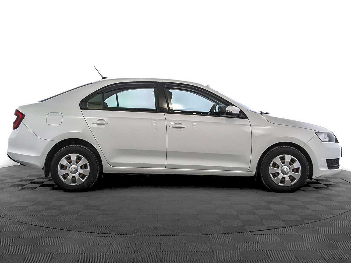 Skoda Rapid 2017 года с пробегом. Фото: #3