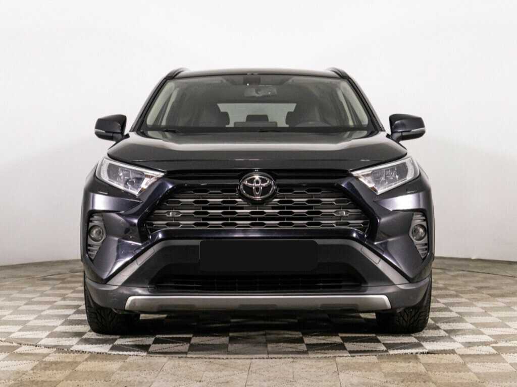 Toyota RAV4 2020 года с пробегом. Фото: #1