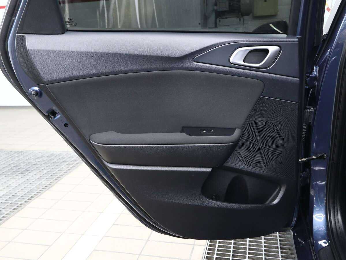 Kia Ceed 2018 года с пробегом. Фото: #9