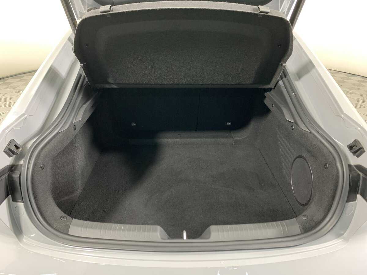 Changan UNI-V 2023 года с пробегом. Фото: #20