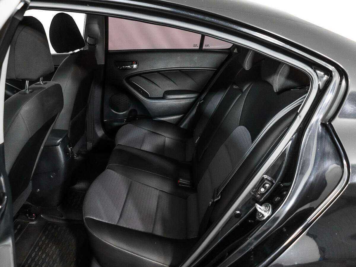 Kia Cerato 2017 года с пробегом. Фото: #9