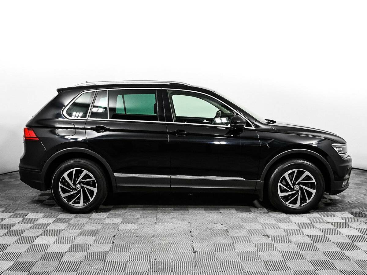 Volkswagen Tiguan 2018 года с пробегом. Фото: #3