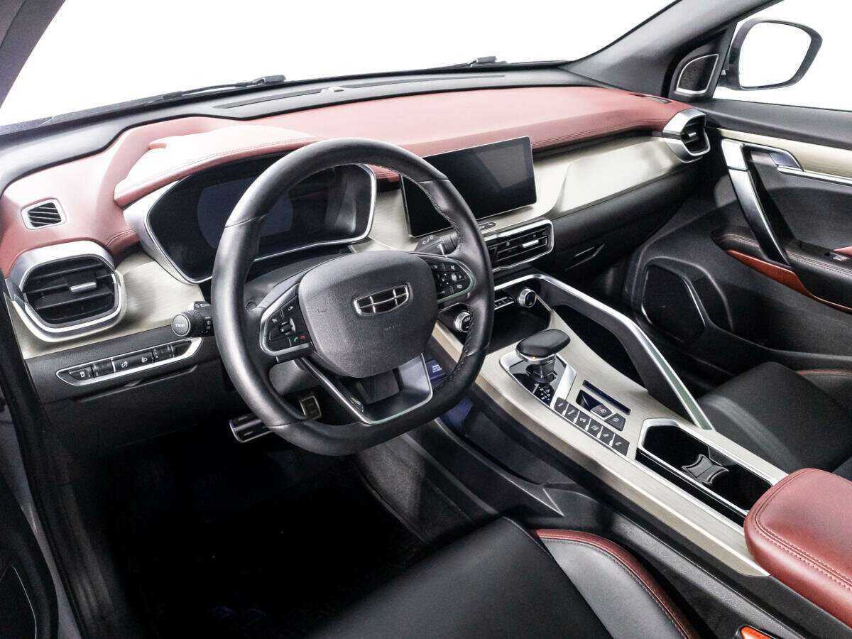 Geely Coolray 2023 года с пробегом. Фото: #10