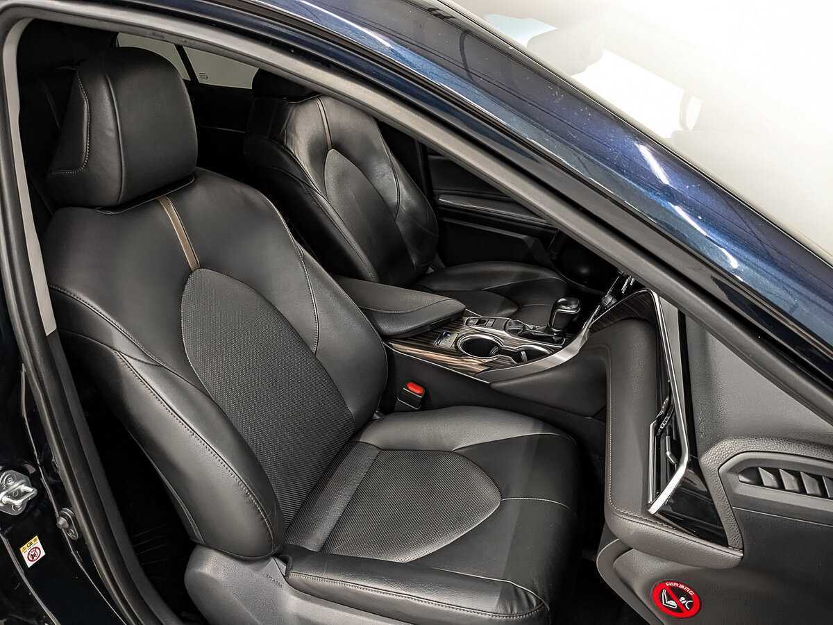Toyota Camry 2018 года с пробегом. Фото: #23