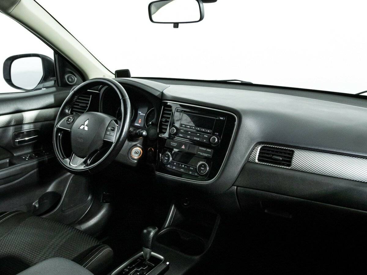 Mitsubishi Outlander 2016 года с пробегом. Фото: #8