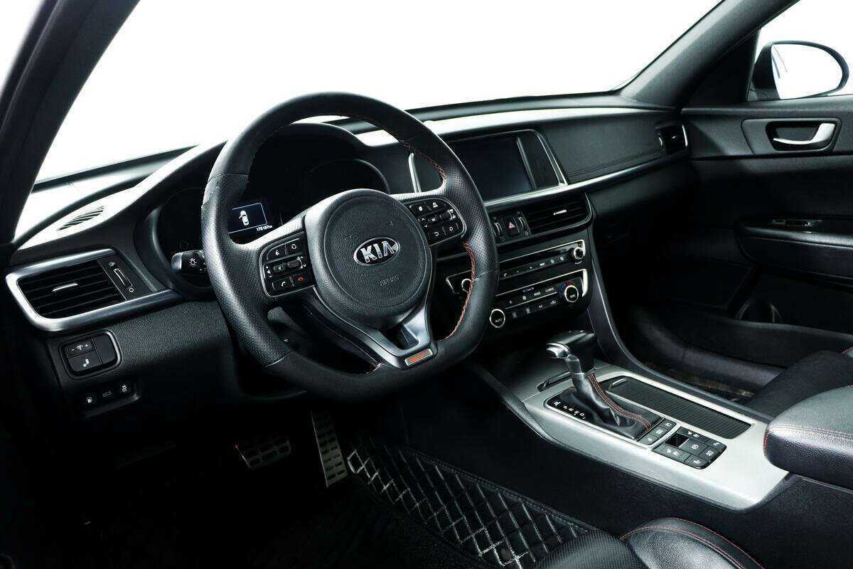 Kia Optima 2017 года с пробегом. Фото: #12