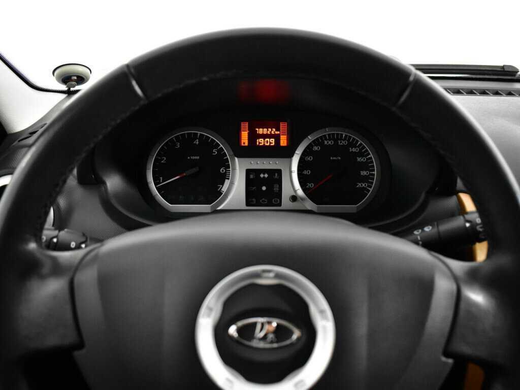 Lada (ВАЗ) Largus 2016 года с пробегом. Фото: #10