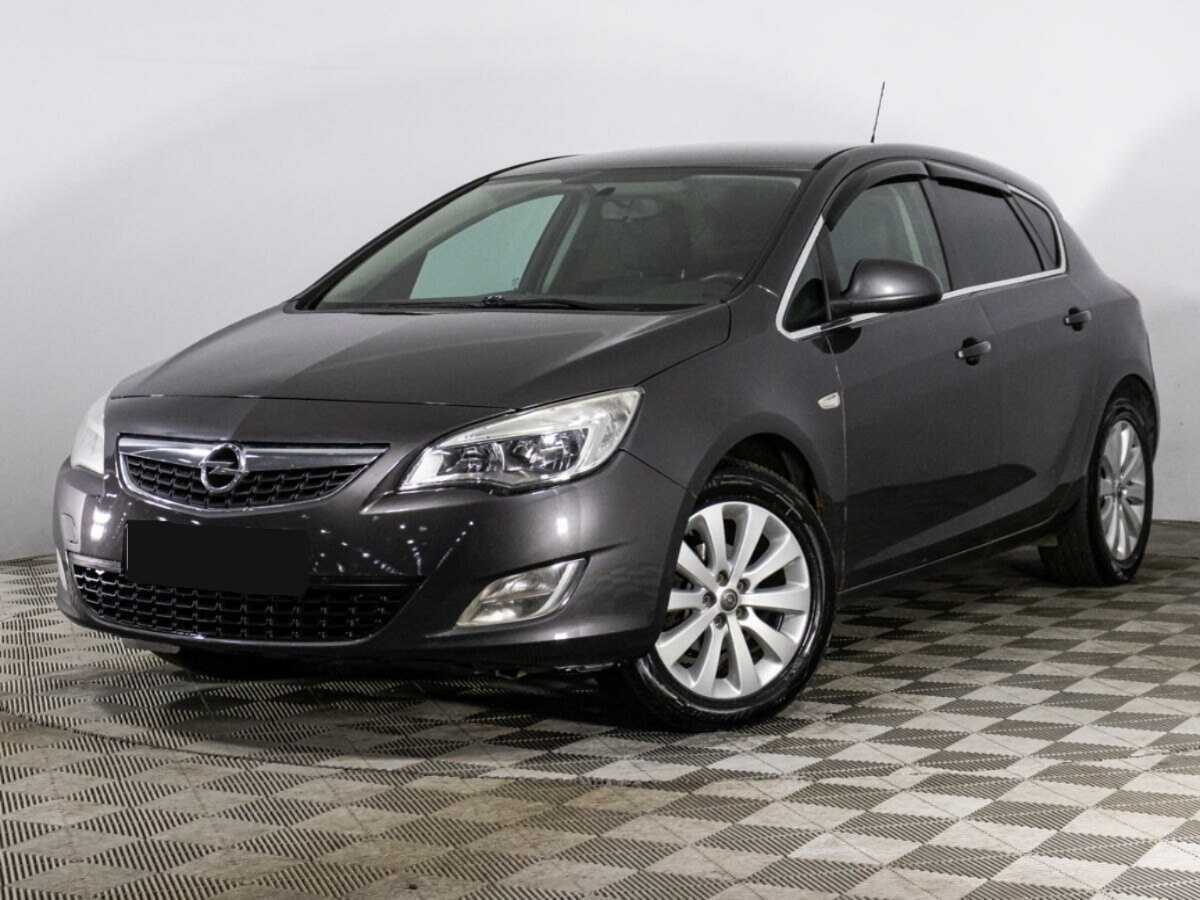 Opel Astra 2012 года с пробегом. Фото: #1
