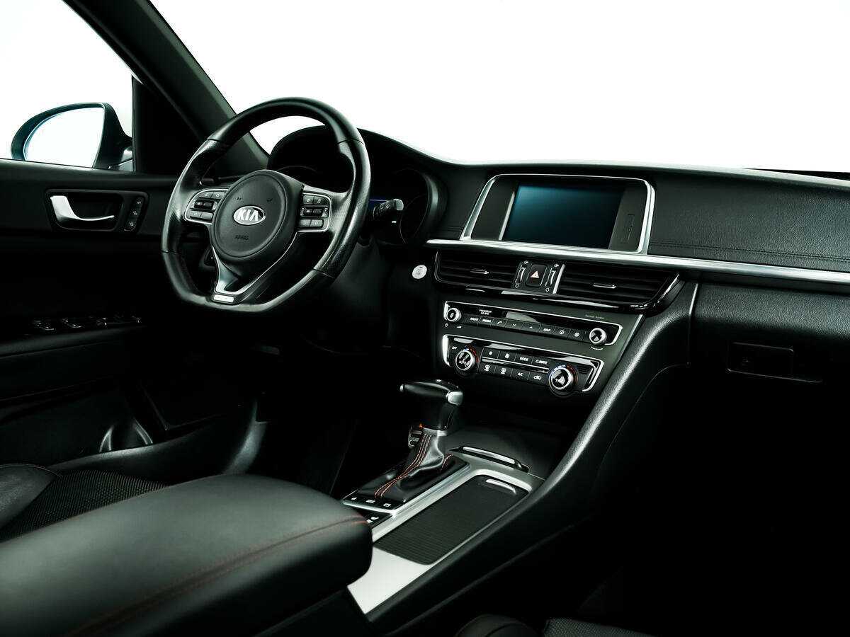 Kia Optima 2018 года с пробегом. Фото: #8