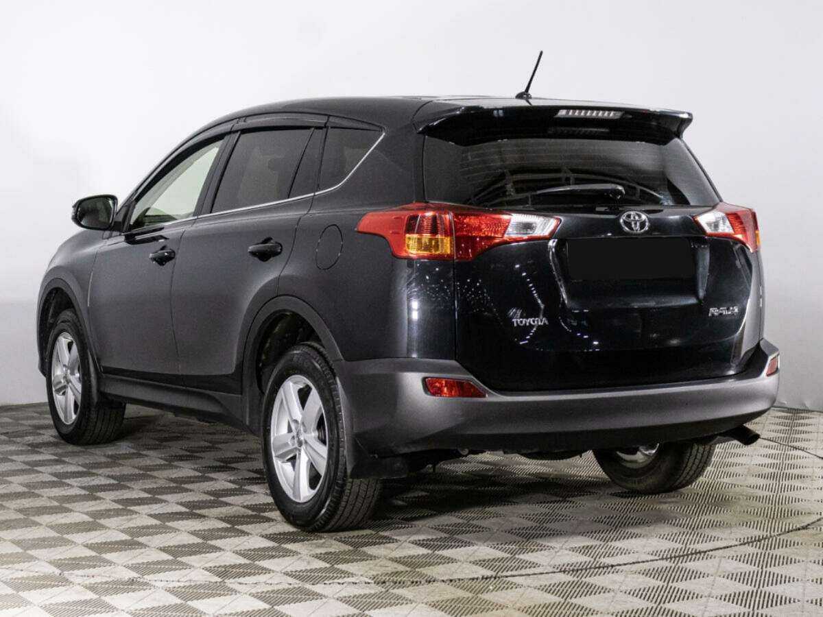 Toyota RAV4 2013 года с пробегом. Фото: #6