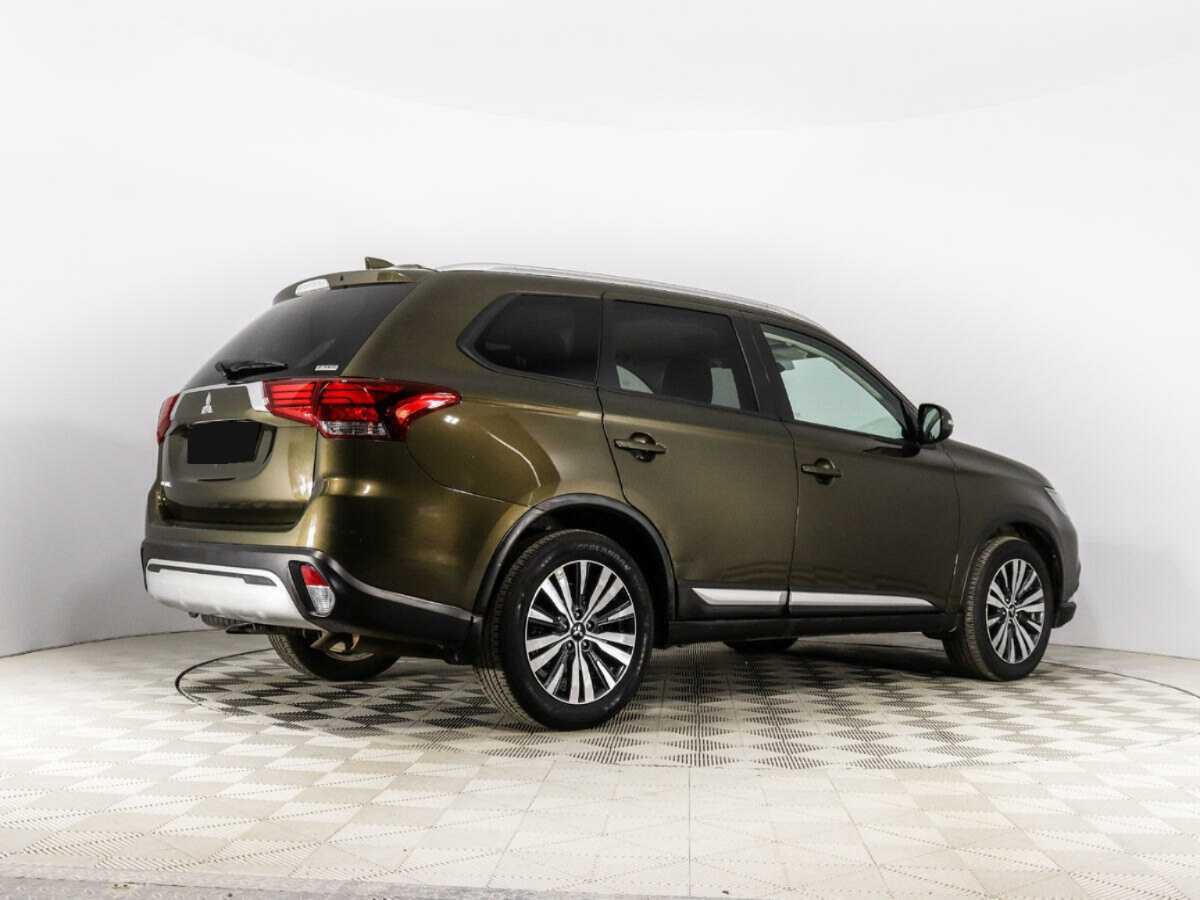 Mitsubishi Outlander 2020 года с пробегом. Фото: #4