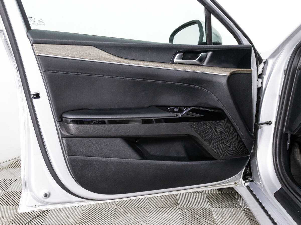 Kia K5 2021 года с пробегом. Фото: #22