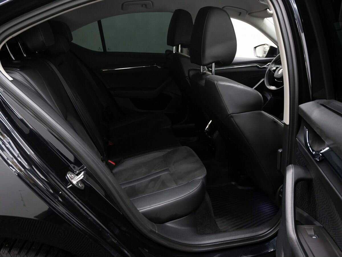 Skoda Octavia 2020 года с пробегом. Фото: #9