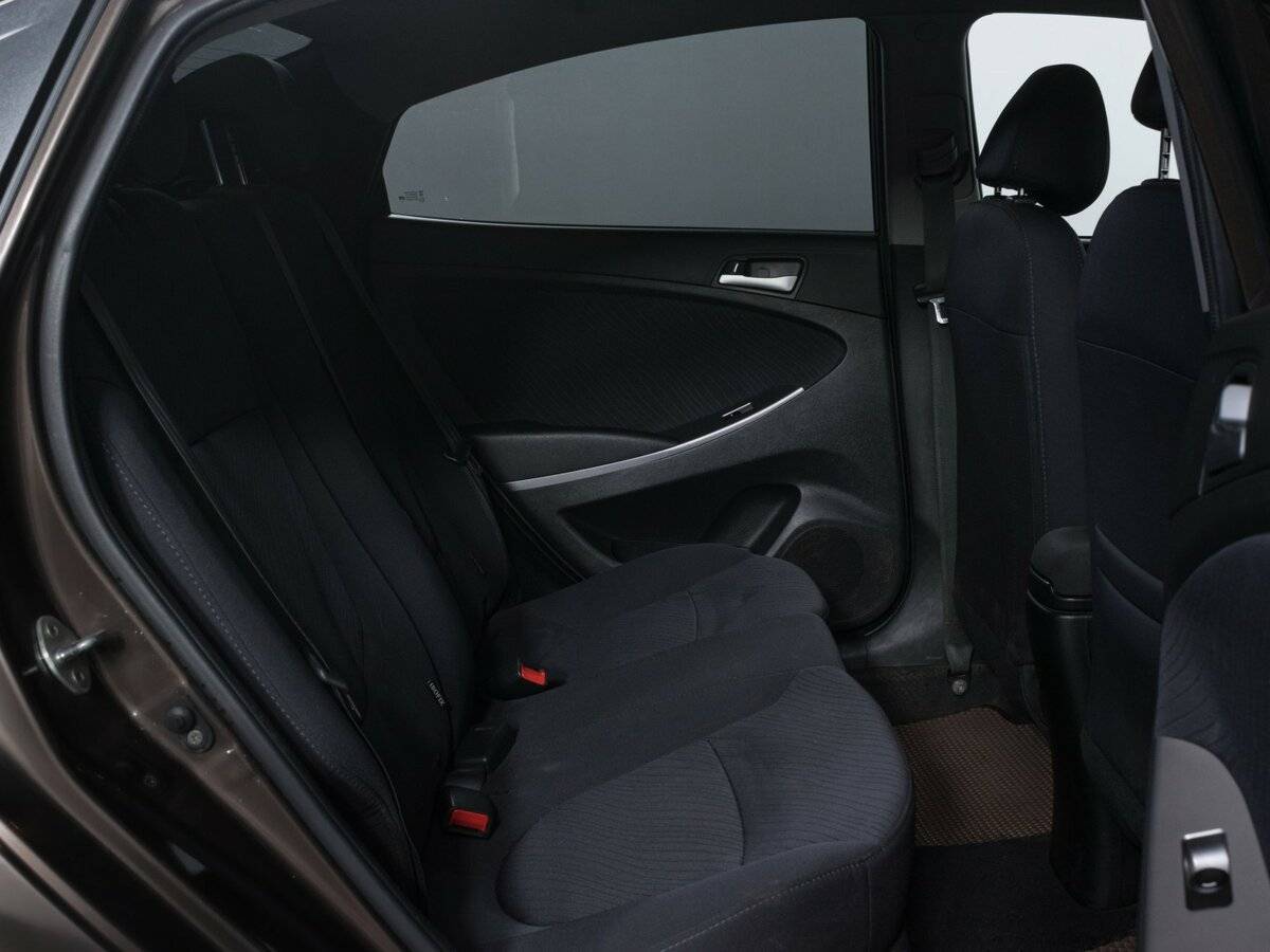 Hyundai Solaris 2014 года с пробегом. Фото: #9