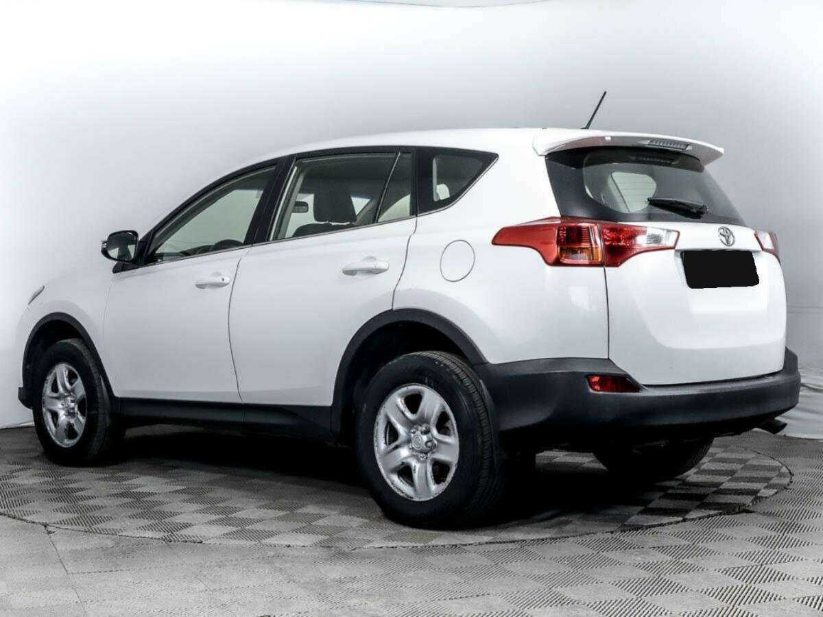 Toyota RAV4 2015 года с пробегом. Фото: #5